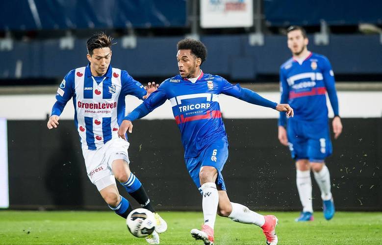 巴萨通过中 巴萨通过中