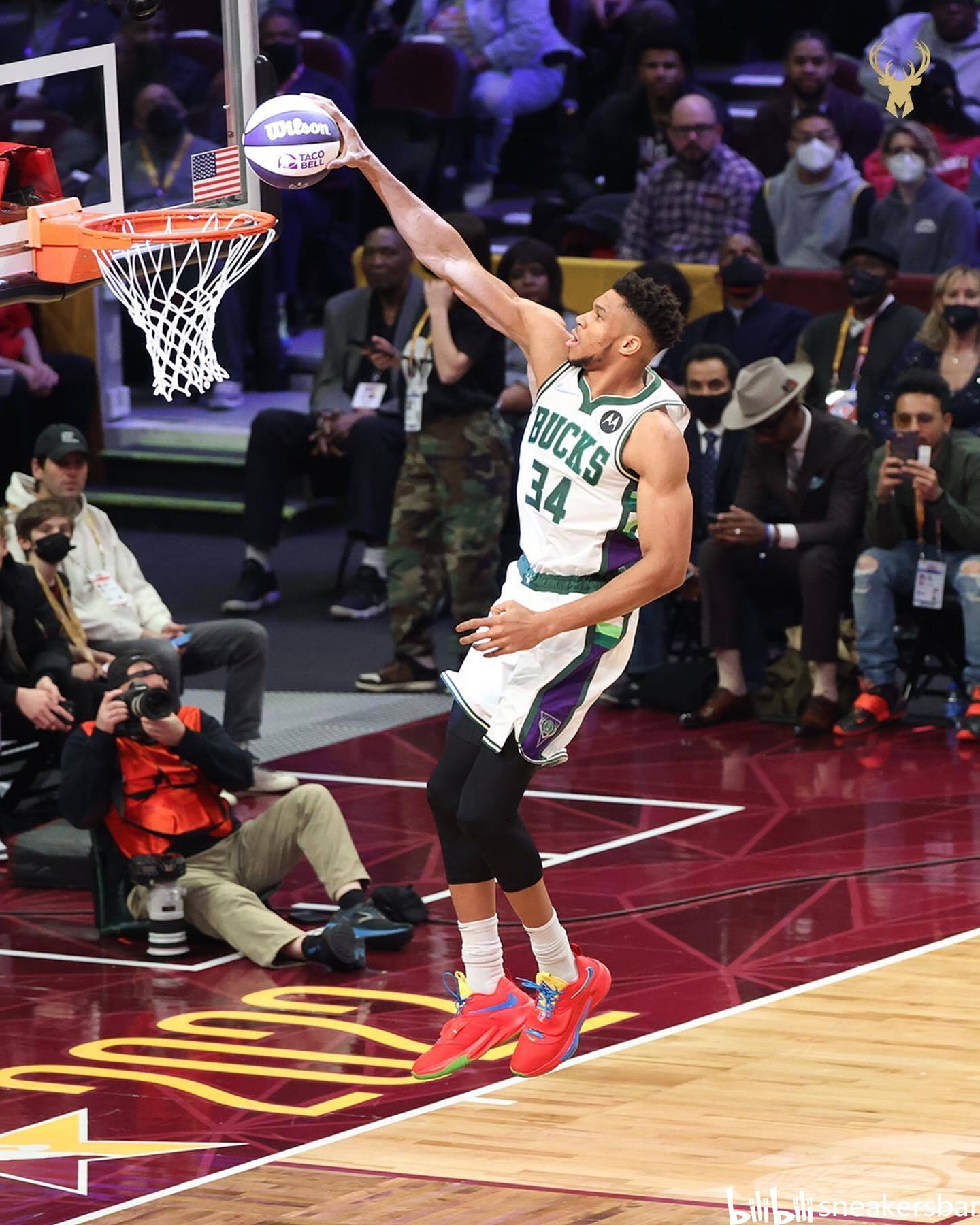 也放大了中 也放大了中